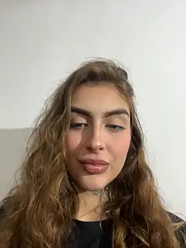 Snapshot of miiabellovic chatting on 10, 6, 2026 miiabellovic online show from 10, 6, 2026