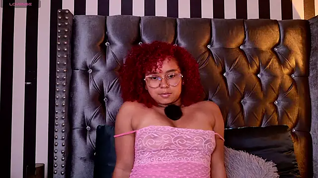 lara curly online show from 24, 3, 2026