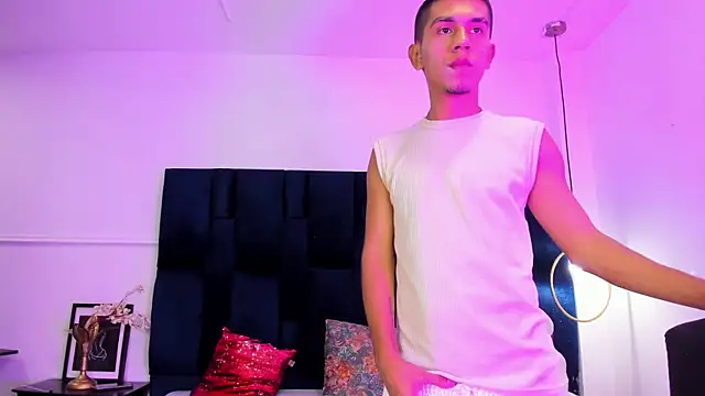 your d0ll1 online show from 24, 3, 2026