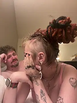 darlingvicuous online show from 6, 4, 2026