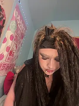 darlingvicuous online show from 22, 7, 2026