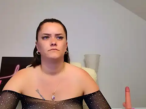 NicolSparkleX online show from 9, 6, 2026