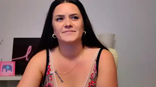 NicolSparkleX online show from 12, 6, 2026