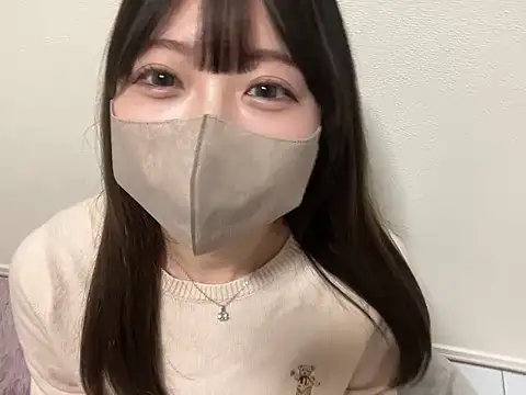 y-u-r-a-33 online show from 25, 3, 2026