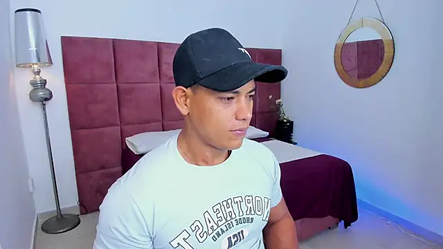 LORD HERAKLES online show from 22, 3, 2026