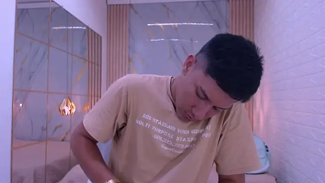 DominantBoy4 online show from 24, 3, 2026