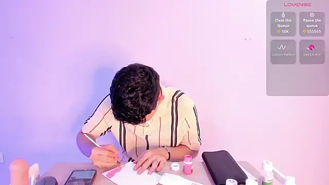 Tom Parker  online show from 24, 3, 2026