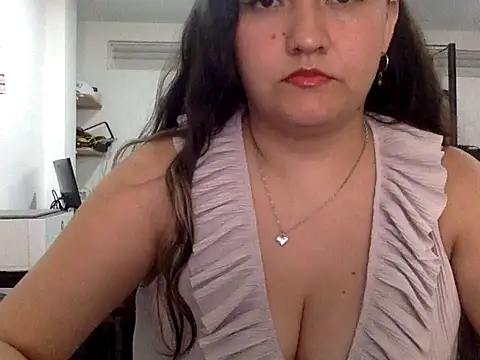 Snapshot of nanaasahi chatting on 8, 4, 2026 nanaasahi online show from 8, 4, 2026