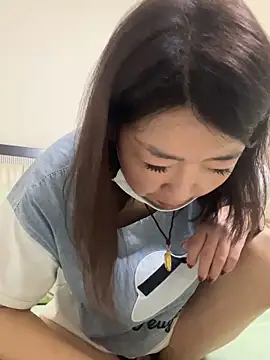 Snapshot of lululove66 chatting on 28, 3, 2026 lululove66 online show from 28, 3, 2026