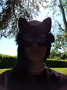Snapshot of SilentScreamsVan- chatting on 30, 4, 2026 SilentScreamsVan- online show from 30, 4, 2026