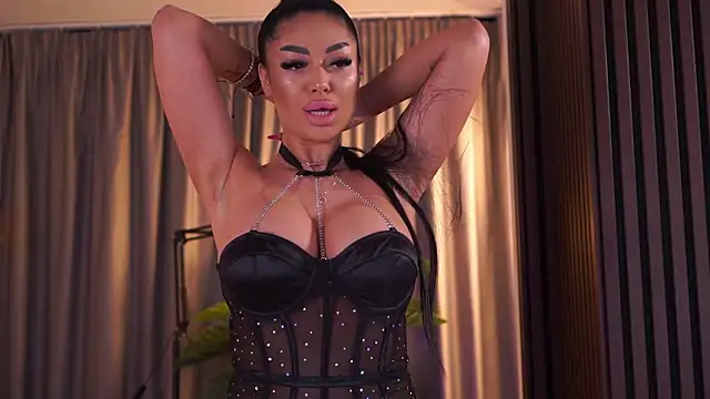 Snapshot of LatinaMorene chatting on 22, 3, 2026 LatinaMorene online show from 22, 3, 2026