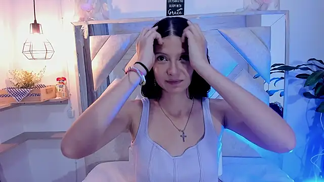 Snapshot of sofy_bonnet1 chatting on 14, 5, 2026 sofy bonnet1 online show from 14, 5, 2026