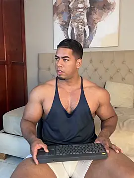 Snapshot of Trevor_vinc chatting on 25, 3, 2026 Trevor vinc online show from 25, 3, 2026