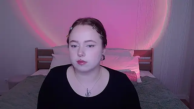 Snapshot of SelenaLily chatting on 1, 4, 2026 SelenaLily online show from 1, 4, 2026