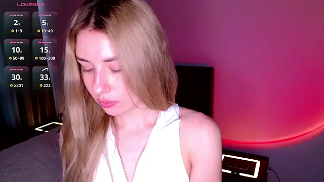 LulyDOLL online show from 19, 4, 2026