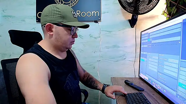 Snapshot of maximo_daddy chatting on 3, 5, 2026 maximo daddy online show from 3, 5, 2026