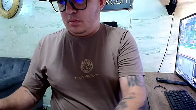 Snapshot of maximo_daddy chatting on 6, 5, 2026 maximo daddy online show from 6, 5, 2026