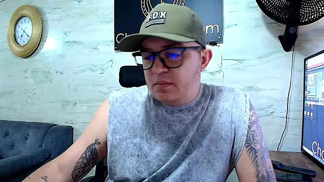Snapshot of maximo_daddy chatting on 9, 5, 2026 maximo daddy online show from 9, 5, 2026