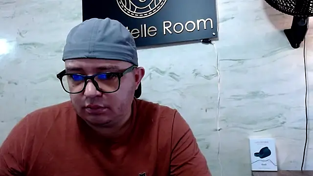 Snapshot of maximo_daddy chatting on 26, 5, 2026 maximo daddy online show from 26, 5, 2026