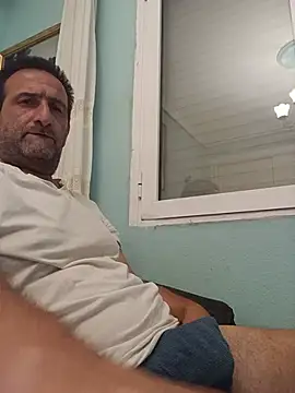 Snapshot of DanTrov79 chatting on 6, 7, 2026 DanTrov79 online show from 6, 7, 2026