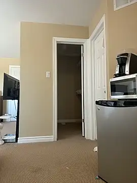 mango-kitty online show from 20, 5, 2026