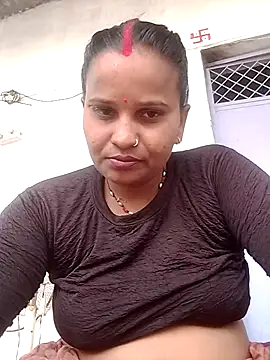Shivani09900 online show from 25, 6, 2026