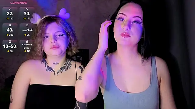 Luna XoXoXo online show from 27, 3, 2026