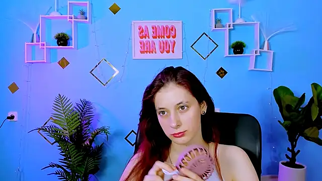 Snapshot of nami_glow chatting on 24, 6, 2026 nami glow online show from 24, 6, 2026