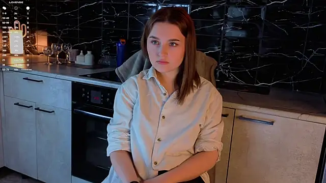 LorriMonz online show from 30, 5, 2026