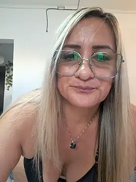 sweetmilf 69 online show from 31, 3, 2026