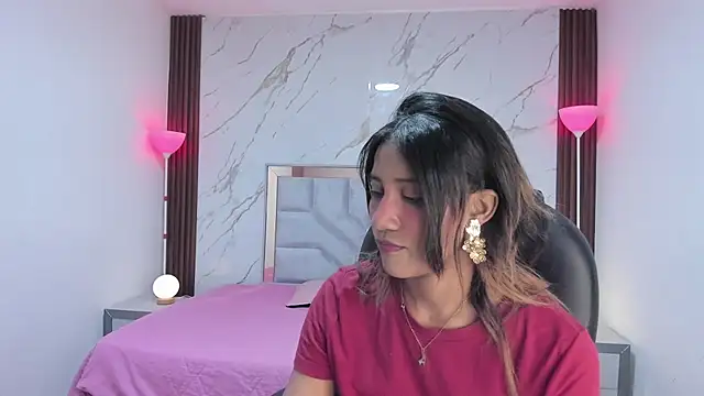 EsperanzaMora online show from 17, 4, 2026