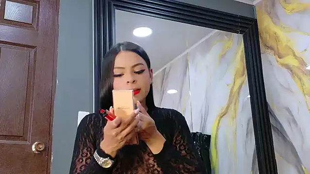 LindaFrancoo online show from 4, 6, 2026