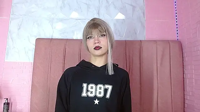 Snapshot of maia_grace chatting on 25, 3, 2026 maia grace online show from 25, 3, 2026