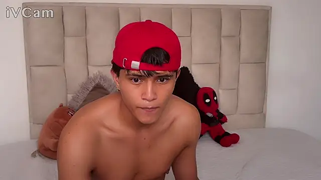 LYAN DYLAN online show from 5, 5, 2026