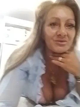 Snapshot of Exotic_ParisX chatting on 23, 5, 2026 Exotic ParisX online show from 23, 5, 2026