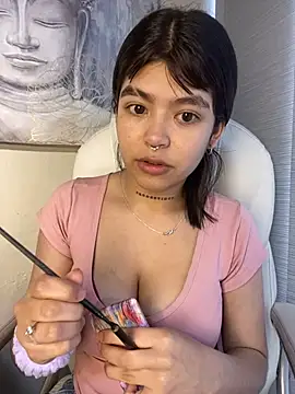 Snapshot of Violetaa_pink18 chatting on 29, 4, 2026 Violetaa pink18 online show from 29, 4, 2026