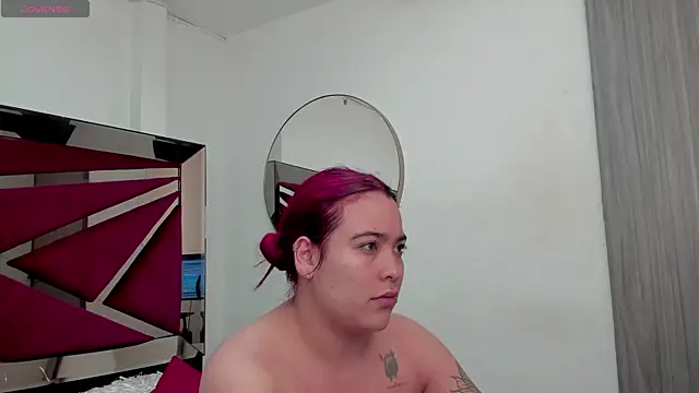 AfroditaVega  online show from 9, 6, 2026
