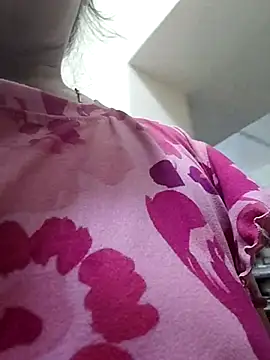 HeartlessGirl online show from 25, 3, 2026