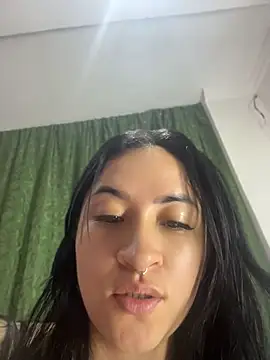 Snapshot of kimberly_peter chatting on 12, 5, 2026 kimberly peter online show from 12, 5, 2026