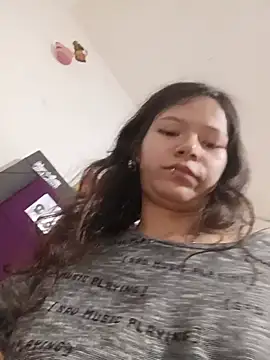 Snapshot of Ninffa_sweet21 chatting on 23, 6, 2026 Ninffa sweet21 online show from 23, 6, 2026