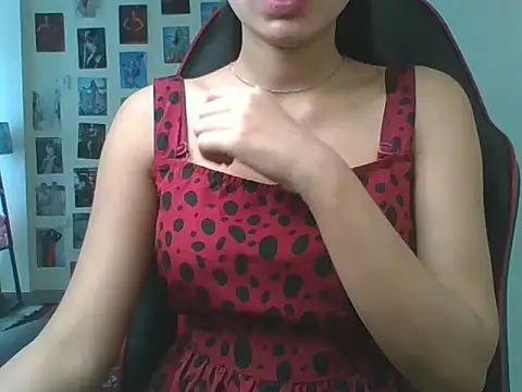 Snapshot of sweety_gaur chatting on 5, 4, 2026 sweety gaur online show from 5, 4, 2026