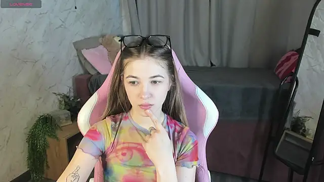 Snapshot of Miss_Shanel chatting on 30, 4, 2026 Miss Shanel online show from 30, 4, 2026
