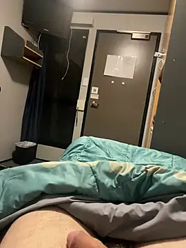 Snapshot of macfromoz chatting on 15, 4, 2026 macfromoz online show from 15, 4, 2026