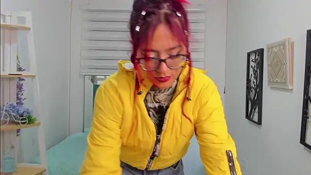 Sara Red X online show from 28, 6, 2026