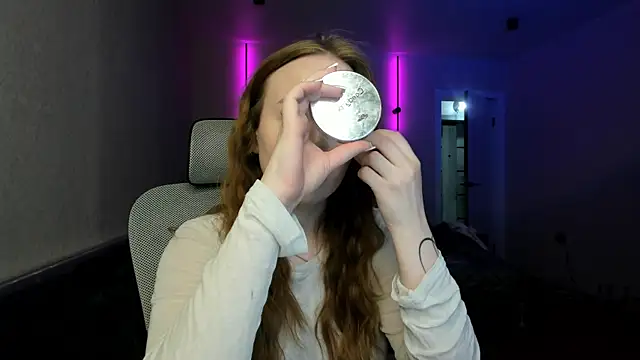 BunnyShinex online show from 13, 5, 2026