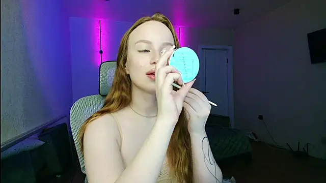BunnyShinex online show from 10, 6, 2026