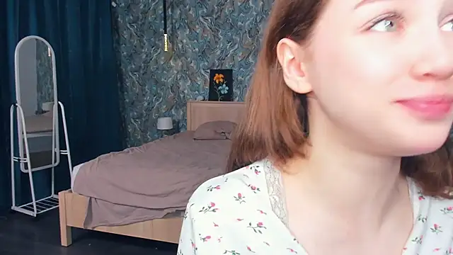 SharriSang online show from 7, 6, 2026