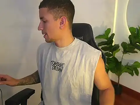 Thin tommy01 online show from 18, 5, 2026