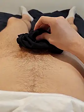 Snapshot of SplitScooter71 chatting on 15, 4, 2026 SplitScooter71 online show from 15, 4, 2026