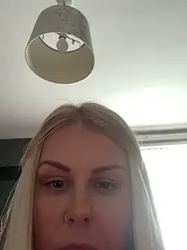 saucymelaine09 online show from 26, 3, 2026